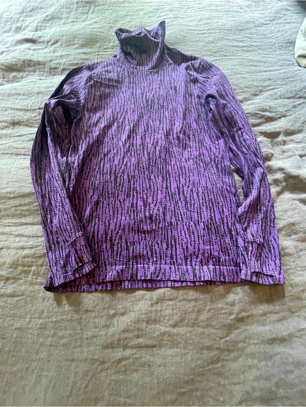 Women's Athleta Purple Patterned Turtleneck Long Sleeve Top